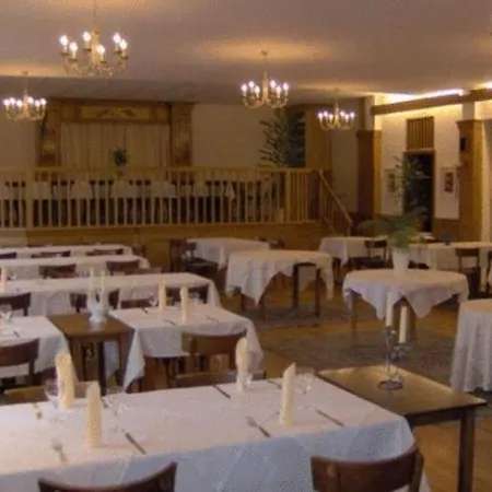 Restaurant A L'etoile Hotel