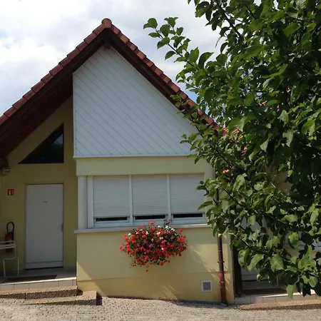 Hotel Restaurant A L'etoile 2*